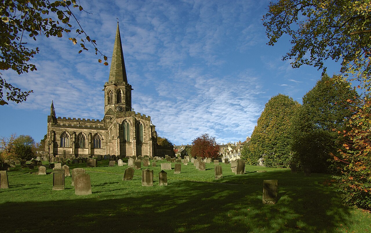 dog-friendly pubs peak district - 01 peak district Bakewell Church (533427829)