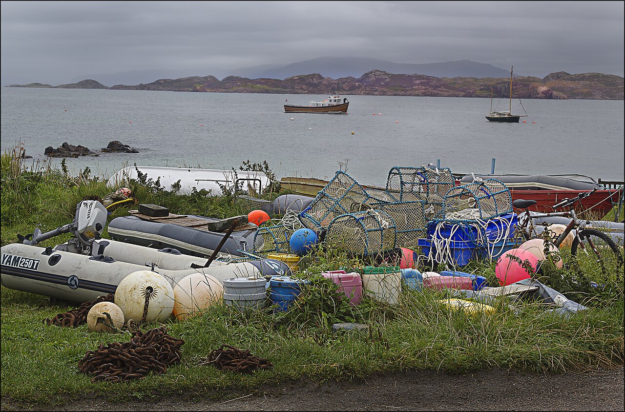 dog-friendly half term breaks uk - Iona and Staffa (10047342064)