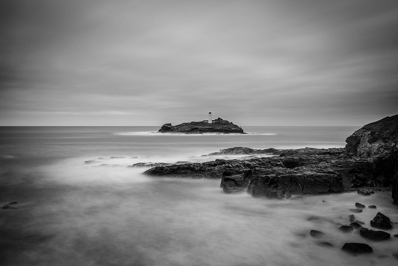 are dogs allowed on gwithian beach - Godrevy Lighthouse, Cornwall (16583261565)